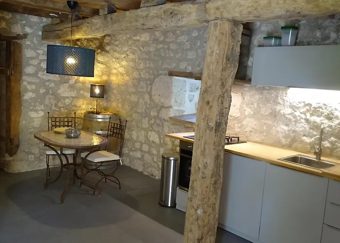 Cave Le Vieux Manoir Apartament *