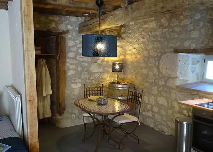 Cave Le Vieux Manoir Apartament